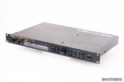 Roland SDE-330 Dimensional Space Delay #13 (100 Volt)